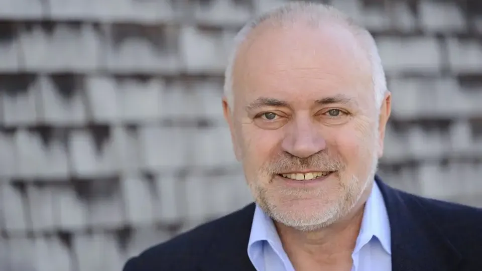 Mario F. Broggi